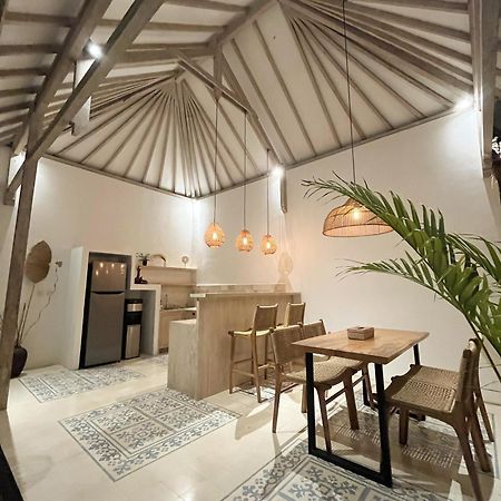 Mimpi Villa - กิลิไอร์ ภายนอก รูปภาพ