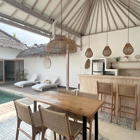 Mimpi Villa - กิลิไอร์ ภายนอก รูปภาพ