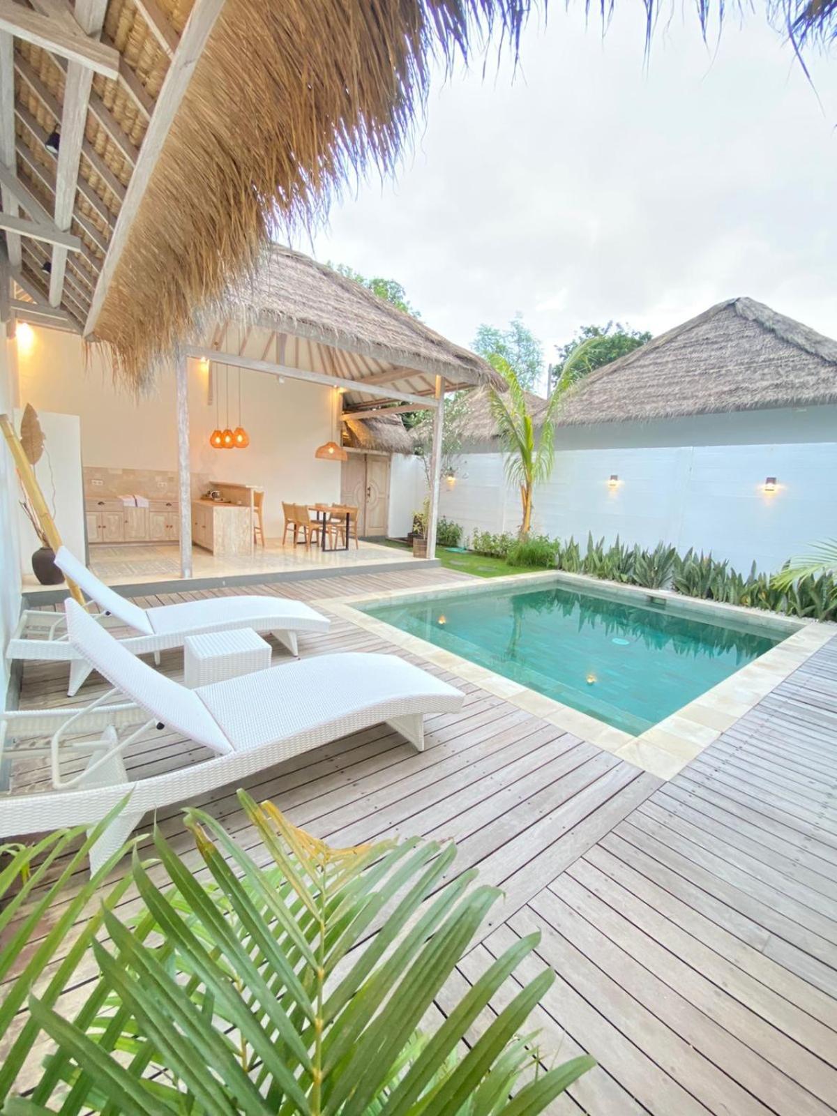Mimpi Villa - กิลิไอร์ ภายนอก รูปภาพ