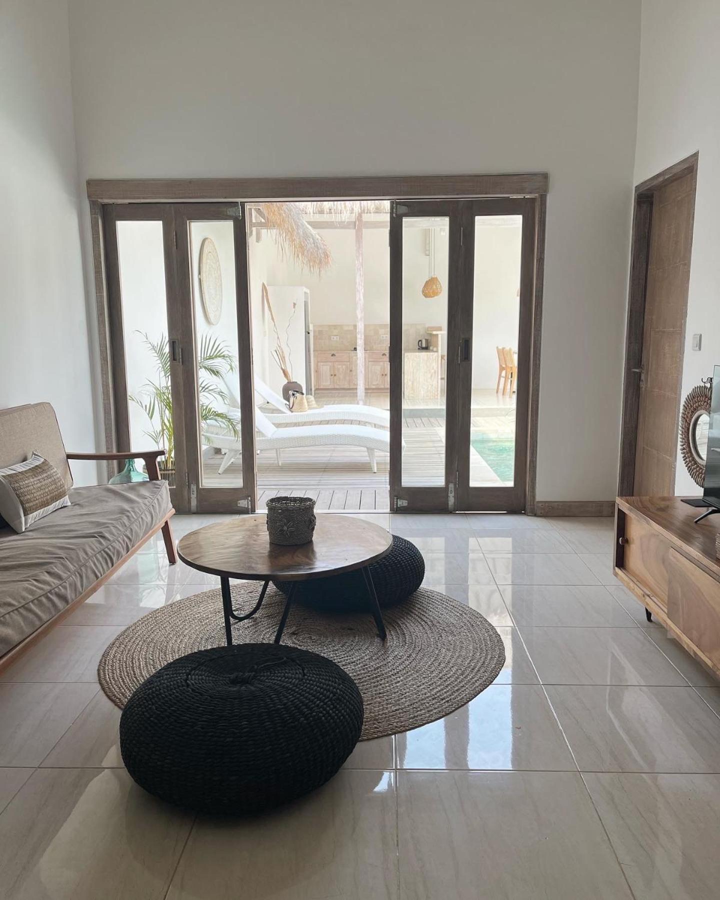 Mimpi Villa - กิลิไอร์ ภายนอก รูปภาพ